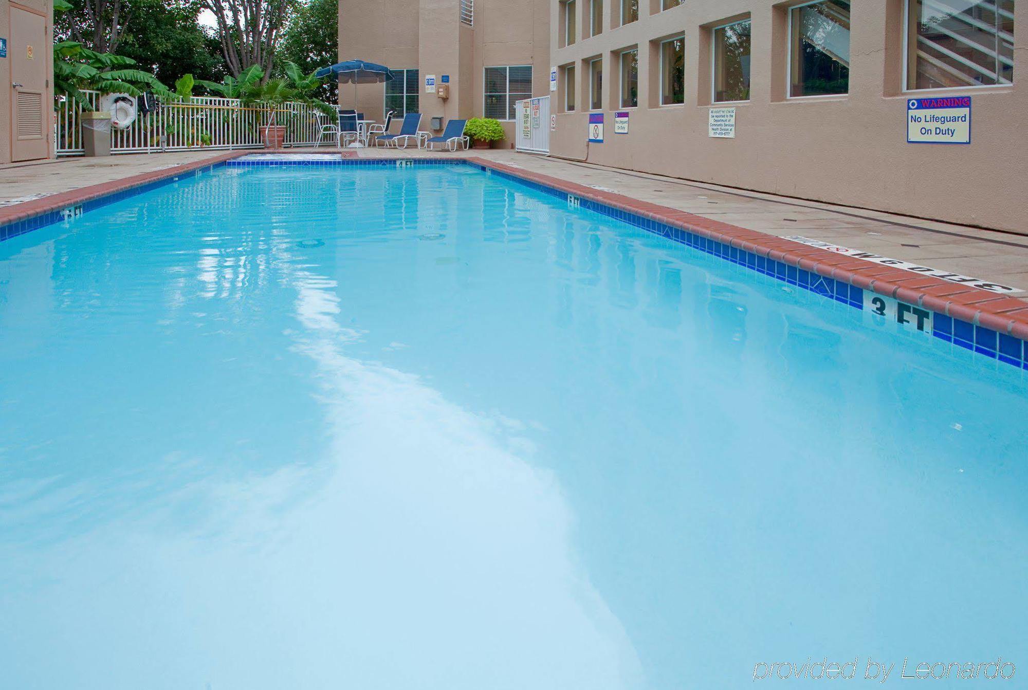 Four Points By Sheraton Dallas Arlington Entertainment District Instalações foto